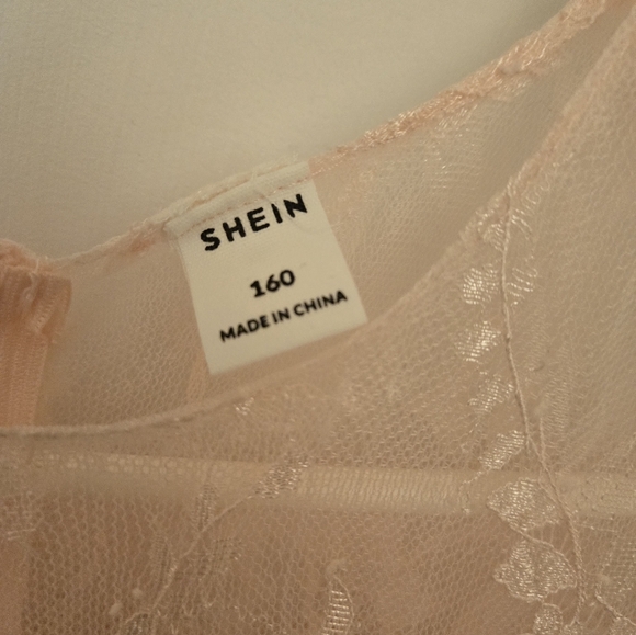 Girls Gown 10/12 - Picture 4 of 4